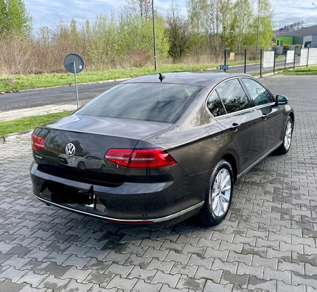 Volkswagen Passat cena 93500 przebieg: 52000, rok produkcji 2018 z Mysłowice małe 254